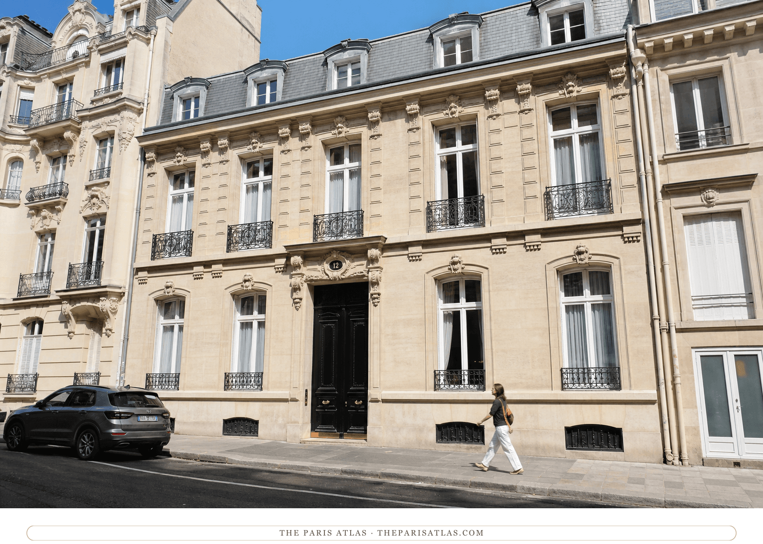 Colour photorealistic view of 12 rue Benjamin-Franklin beneath a bright blue sky