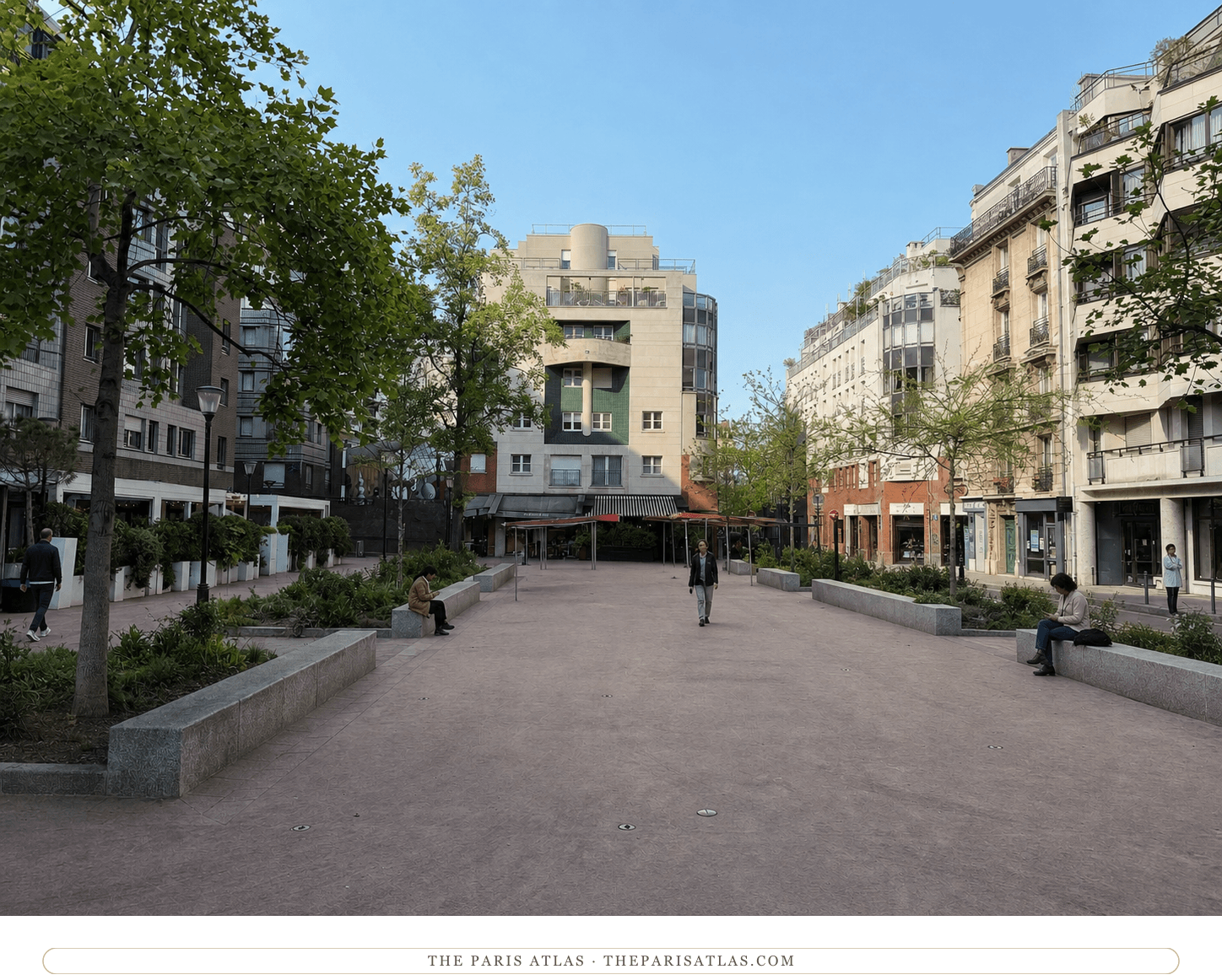 Color present-day view of 32 rue de l’Ouest
